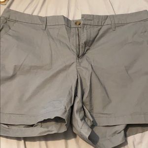 Grey shorts